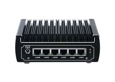 Buen precio Ordenador industrial Fanless altamente confiable sin ruido con 7 LAN 4 USB 1 HDMI en línea