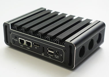 Mini puerto industrial material de aluminio del LAN de Intel i3 6100U Dual Core 2.3GHz 2 de la PC